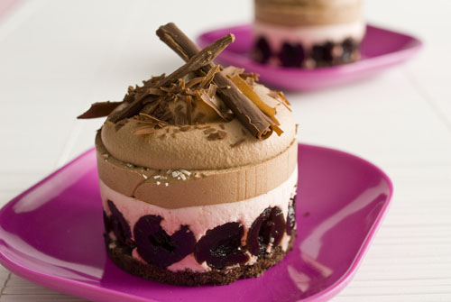 laktosefreie Verpoorten-Eierlikör-Törtchen Bonner-Schokoladen-Kirsch-Törtchen mit Eierlikör (VERPOORTEN Mini-Cakes)