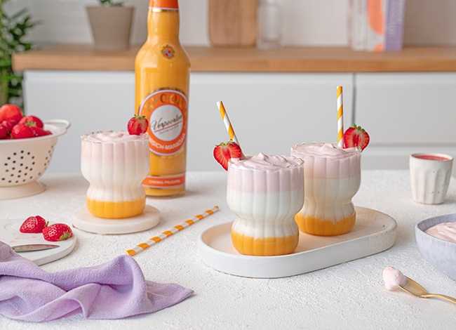 Dalgona Strawberry mit Verpoorten Pfirsich-Maracuja Likör