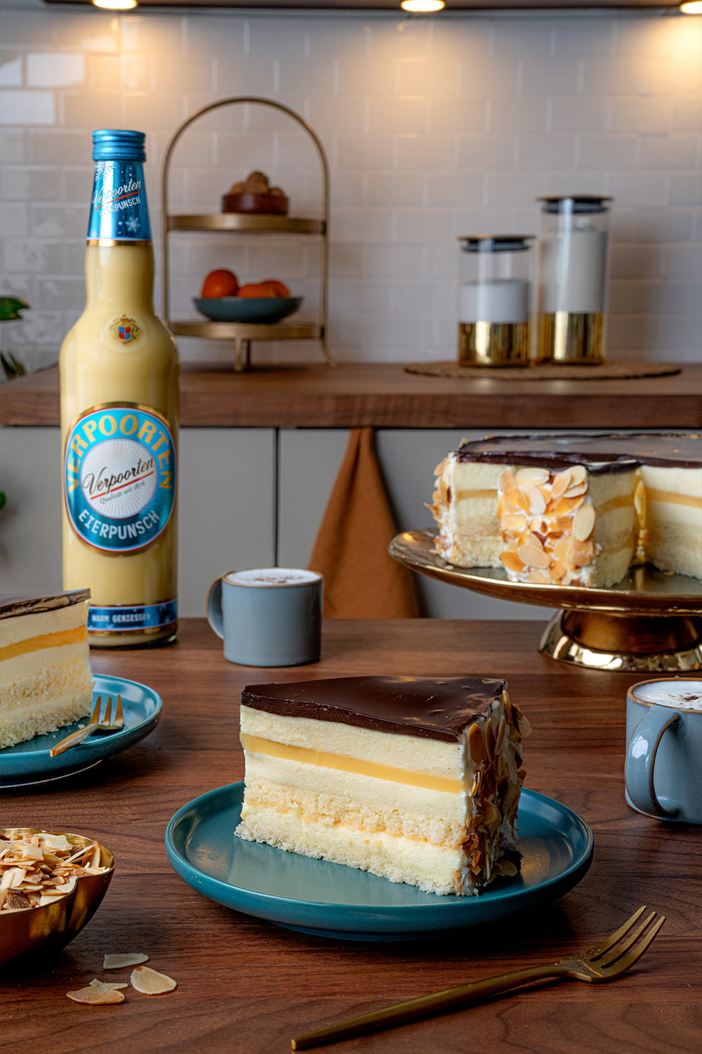 Beste Eierpunsch-Torte mit Verpoorten Eierpunsch Bild 1 Beste Eierpunsch-Torte mit Verpoorten Eierpunsch Bild 1