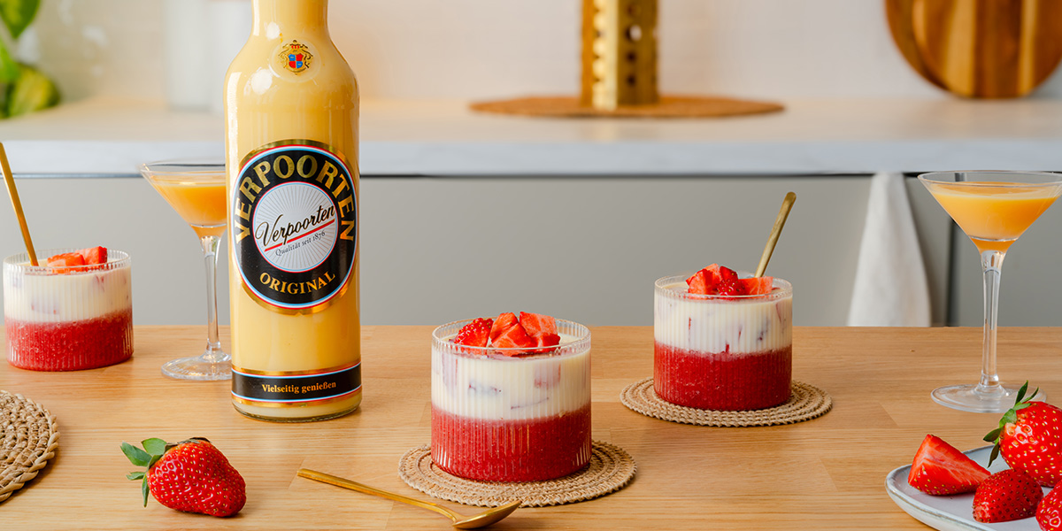 Eierlikör Panna Cotta mit Erdbeeren Bild 3