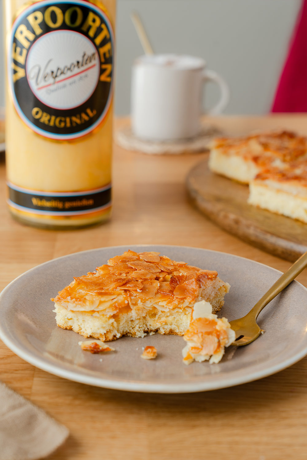 Mandelkuchen mit Eierlikör vom Blech Bild 2 Mandelkuchen mit Eierlikör vom Blech Bild 2