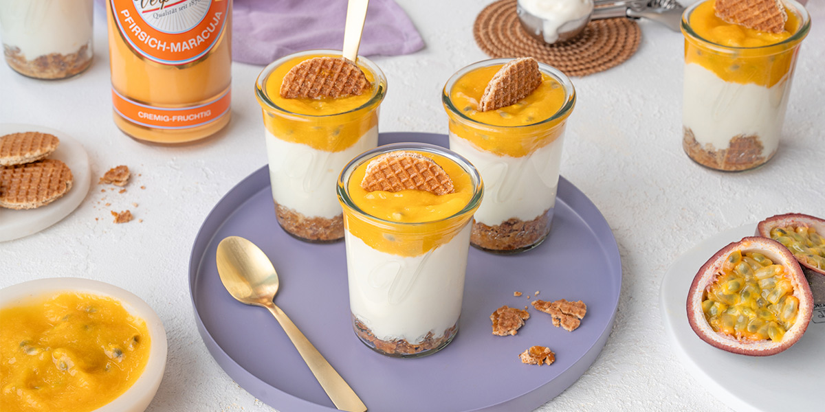 Pfirsich-Maracuja-Softeis im Glas mit Verpoorten Pfirsich-Maracuja Bild 3 Pfirsich-Maracuja-Softeis im Glas mit Verpoorten Pfirsich-Maracuja Bild 3