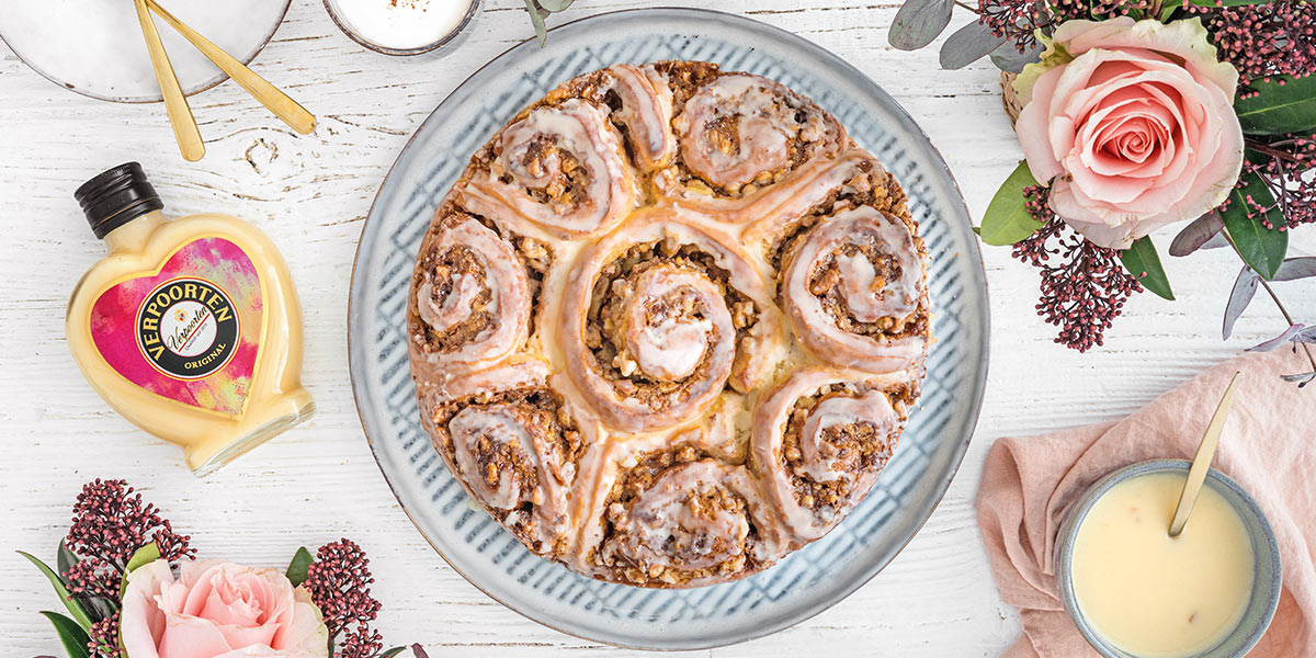 Walnuss-Schnecken mit Verpoorten Original Eierlikör Bild 3 Walnuss-Schnecken mit Verpoorten Original Eierlikör Bild 3