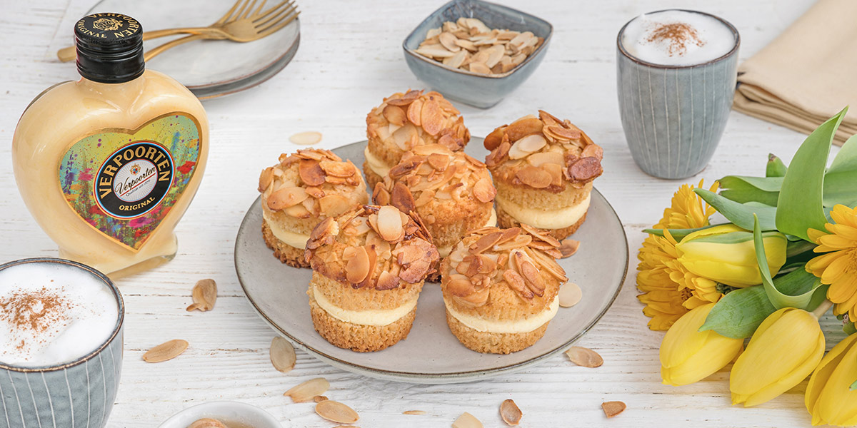 Bienenstich-Muffins mit Verpoorten Original Eierlikör Bild 3 Bienenstich-Muffins mit Verpoorten Original Eierlikör Bild 3