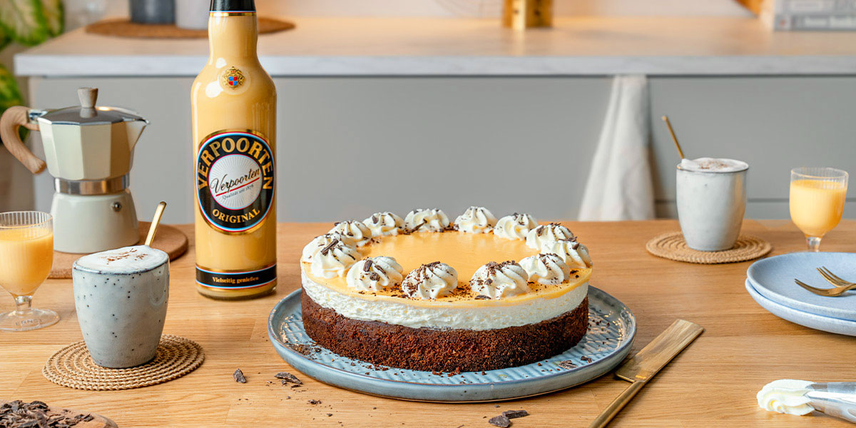 Klassische Eierlikörtorte mit Verpoorten Original Eierlikör Bild 3 Klassische Eierlikörtorte mit Verpoorten Original Eierlikör Bild 3