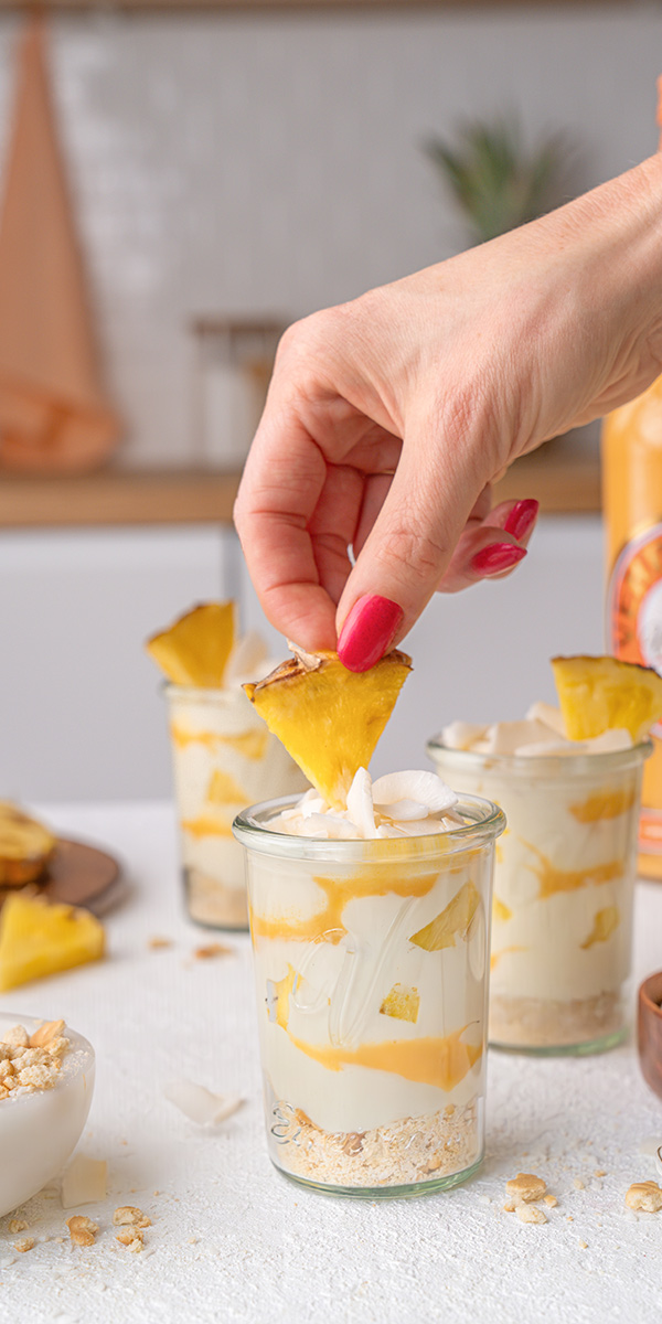 Pina Colada Cheesecake im Glas mit Verpoorten Pfirisch-Maracuja Bild 2