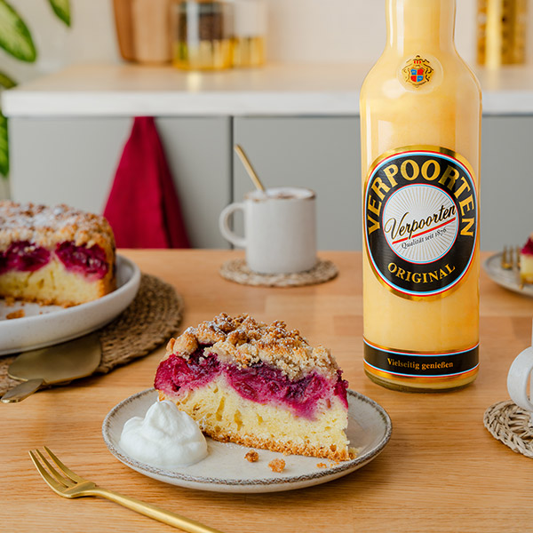 Streusel-Pflaumenkuchen mit Verpoorten Original